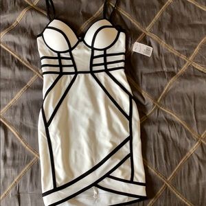 Forever 21 white and black mini dress